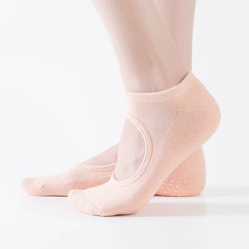 Backless Non-Slip Pilates & Yoga Socks – Barefoot Grip Socks for Women’s Workout, Dance & Gym
